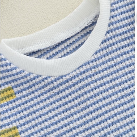 Blue and White Striped Kids' Outfit - Picture 3 of 3